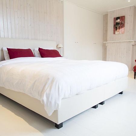 Villa Two White Pigeons Ypern Exterior foto